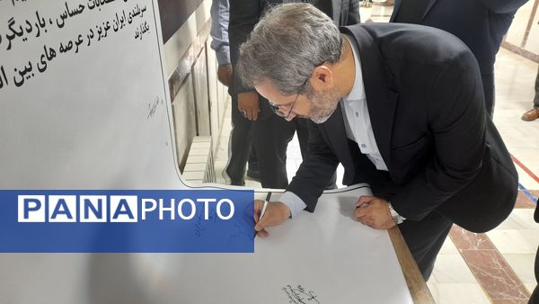 نشست صمیمانه اصحاب فرهنگ‌، هنر و رسانه شهرستان‌های اسلام آباد غرب و دالاهو 