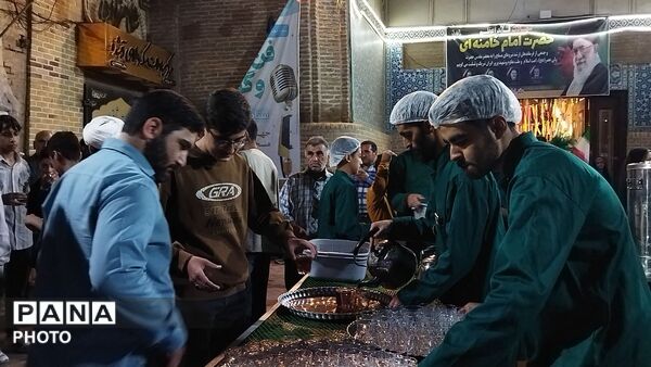 چایخانه فاطمه الزهرا در هشتاد و دومین شب از اجتماعات مردمی نیشابور 