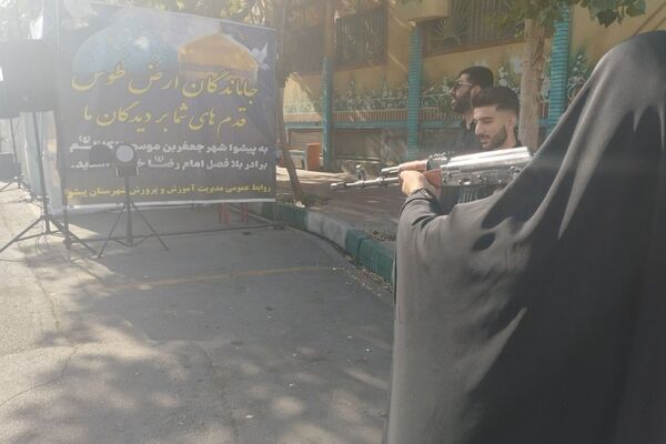 از غرفه‌های فرهنگی تا خدمت‌رسانی مردمی؛ پیشوا در سوگ رضوی