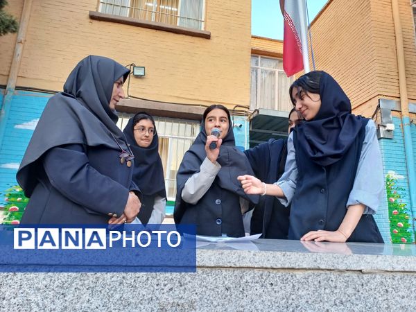 برگزاری انتخابات شورای دانش آموزی در دبیرستان مطهره ناحیه ۶