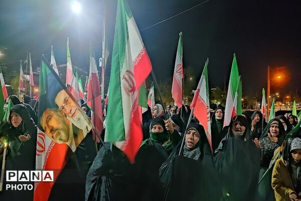 جهاد حضور در خیابان ادامه دارد