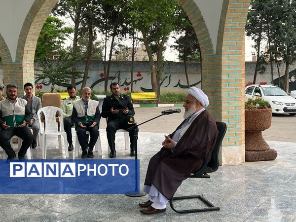 خادمین امام رضا(ع) با شهدا بیعت کردند 