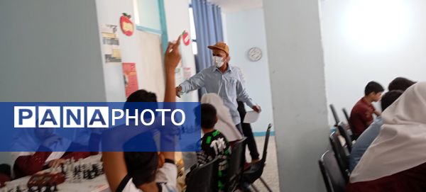 برگزاری مسابقه شطرنج میان دانش‌‌‌آموزان ابتدایی در فین