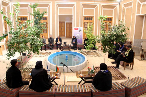 نشست مدیران سازمان دانش آموزی و رابطین پانا استان یزد