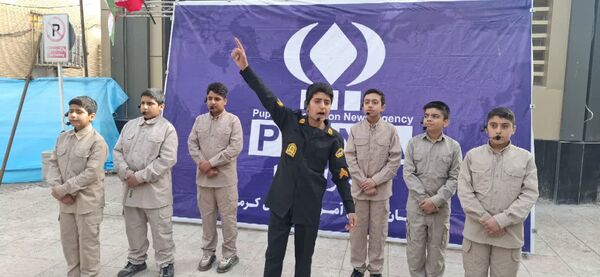 غرفه خبرگزاری پانا، وعده دیدار دانش‌آموزان در راهپیمایی 22 بهمن
