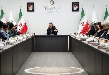 عمل‌گرایی نخبگان ظرفیتی برای تولید قدرت به نفع مردم ایران است