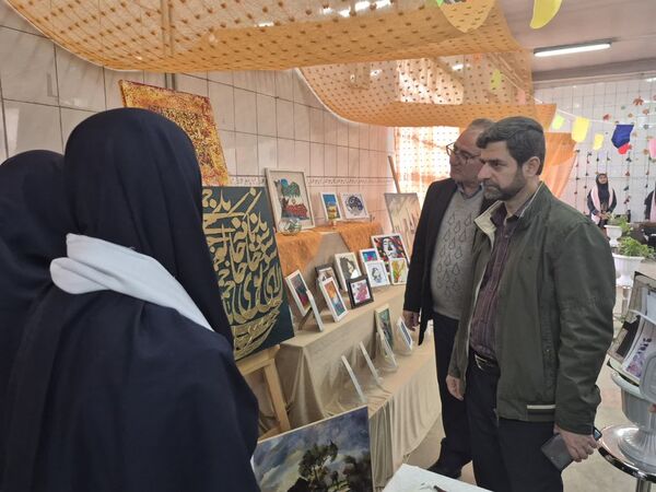 هفته ماها، فرصتی برای درخشش استعدادهای هنری دانش‌آموزان دبیرستان شهید همت