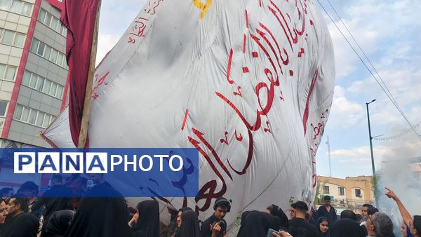 جلوه‌هایی از حرکت نمادین کاروان اسرای کربلا در قم