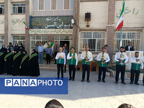 حضور خادمان حرم حرم امام رضا (ع) در دبستان حضرت قاسم‌ابن‌الحسن یزد 