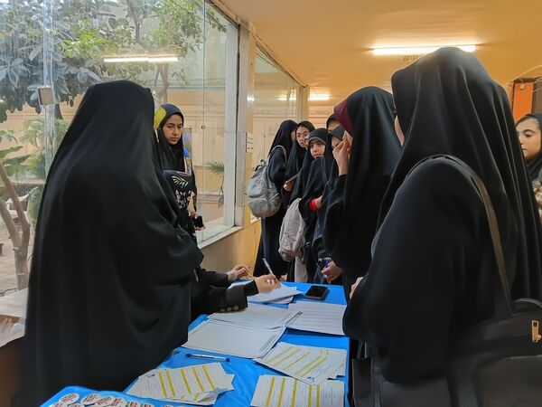 همایش مسئولان انجمن اسلامی مدارس استان همدان