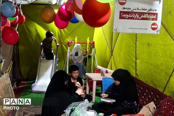 اجتماعات شهروندان فاز چهار اندیشه در میدان شهدای گمنام