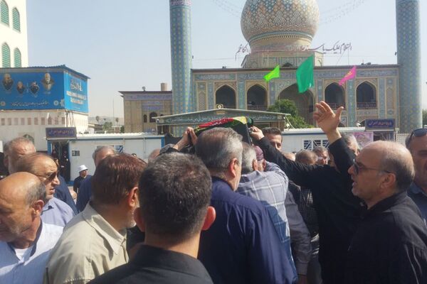 مراسم تشییع پیکر شهید جانباز حاج احمد شیخ حسینی در حرم سید علاءالدین حسین(ع)