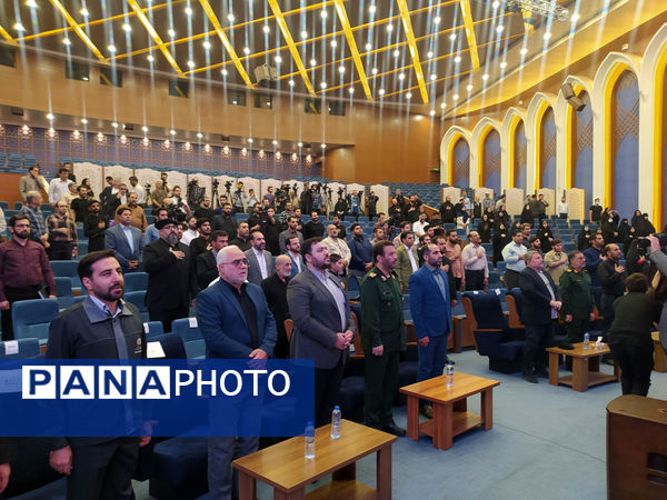 حضور اعضای پانای قم در مراسم روز خبرنگار