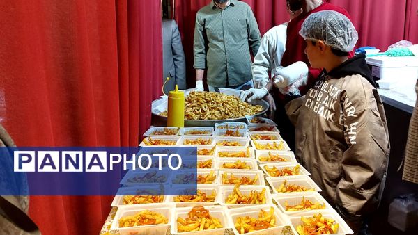 حال و هوای خیابان‌های مشهد در شب نیمه شعبان 