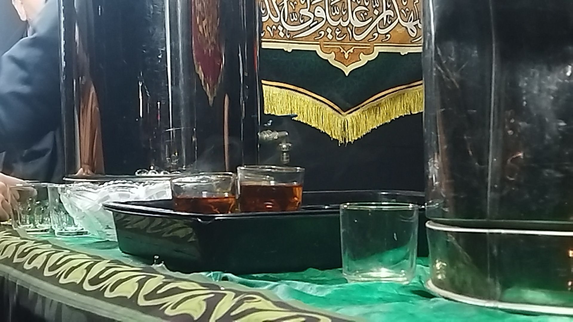 موکب ها هر شب فعال در پذیرایی از غیور مردان و وطن دوستان نیشابوری