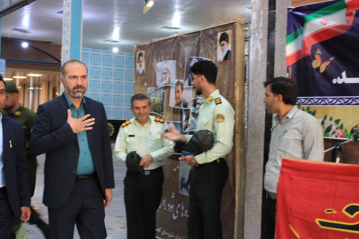 آیین غبارروبی و عطرافشانی گلزار شهدا در گچساران 