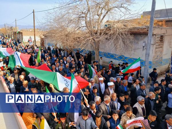 حضور باشکوه مردم کندر در راهپیمایی ۲۲ بهمن
