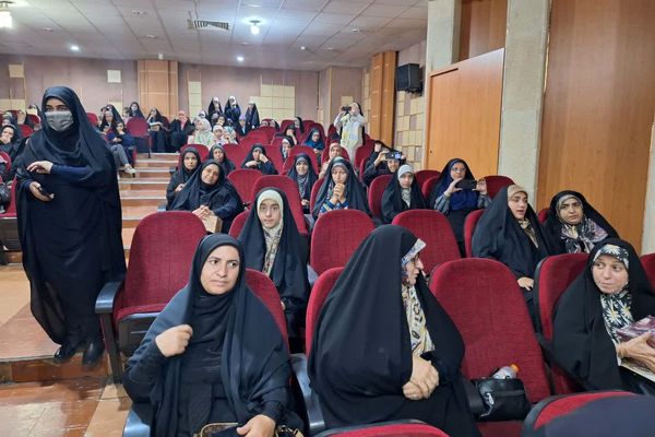 همایش علمی و پژوهشی در فرهنگسرای طاووسیه شیراز