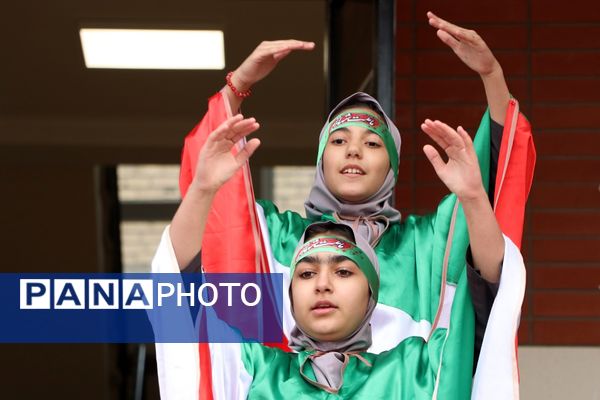 مدرسه با خنده‌های بچه‌ها افتتاح شد