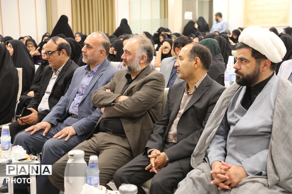 هفتمین اجلاس نماز دانش آموزی آموزش و پرورش تبادکان