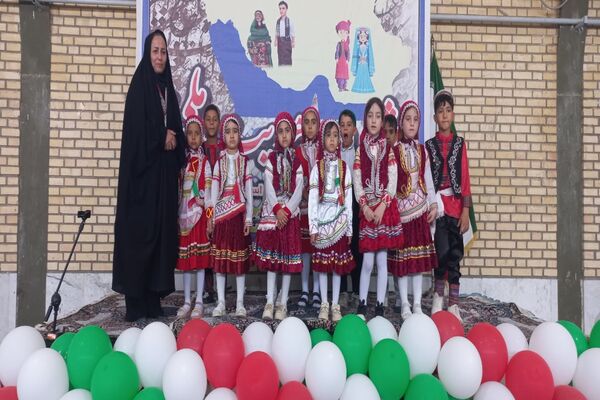 برگزاری جشنواره هویت‌های ملی اسلامی کودکستان‌های شهرستان فاروج