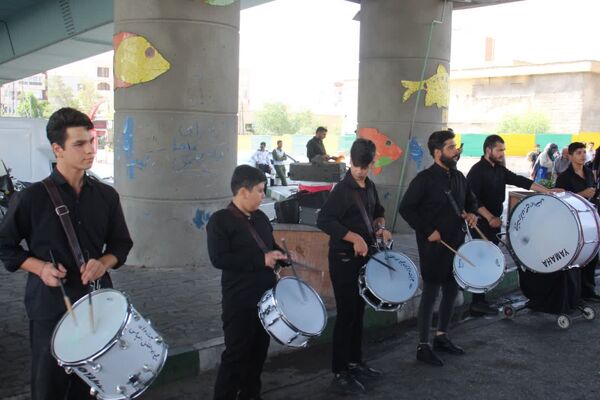 راهپیمایی دلدادگان حسینی در شهرستان سمنان