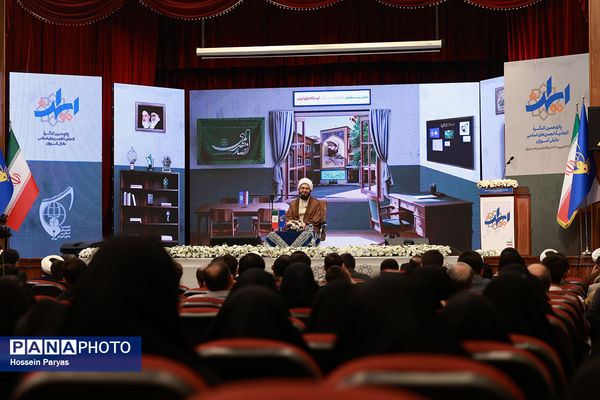 افتتاحیه پانزدهمین کنگره اتحادیه انجمن‌های اسلامی دانش‌آموزان با محوریت «پیوند دین و دانش»