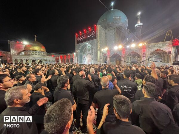 عزاداری سومین شب محرم در حریم سلطان آهو علی بن موسی الرضا(ع)
