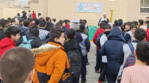 جشن عید مبعث در دبستان معلم آشخانه