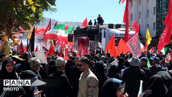 مراسم تشییع پیکر مطهر رهبر معظم انقلاب در جوار ملکوتی حرم امام رضا (ع)