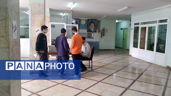 انتخابات شورای دانش‌آموزی دبیرستان نمونه دولتی معلم ساوجبلاغ 