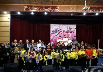 نوای مهرگان در فرهنگسرای بروجن طنین انداز شد