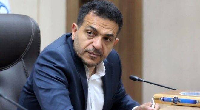 فعالان سیاسی به جای تمرکز بر اختلافات جناحی، به فکر حل مشکلات کشور باشند