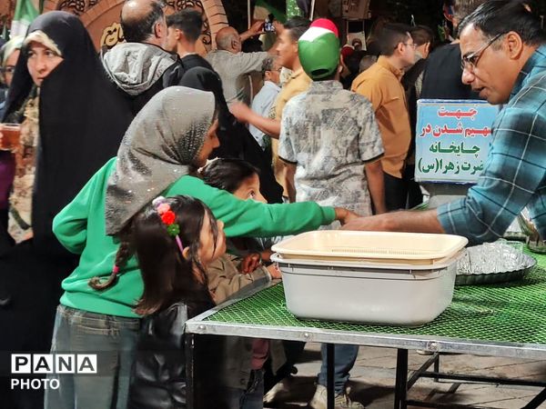  قاب پانا میزبان چایخانه های حسینه امام خمینی (ره)