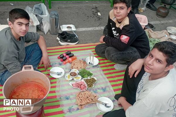 کارگاه آشپزی؛در مدرسه موعود بهارستان یک