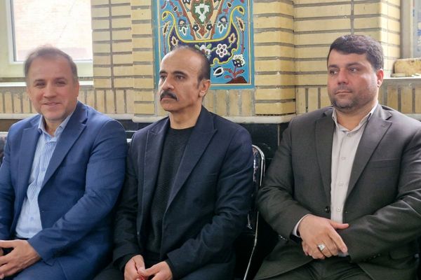 آغاز فصل بندگی دانش‌آموزان قرچک در جشن تکلیف