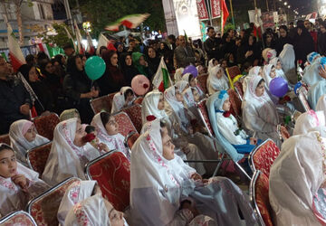 جشن تکلیف معنوی دانش آموزان دبستان شاهد در استودیو مدرسه وطن خرم آباد