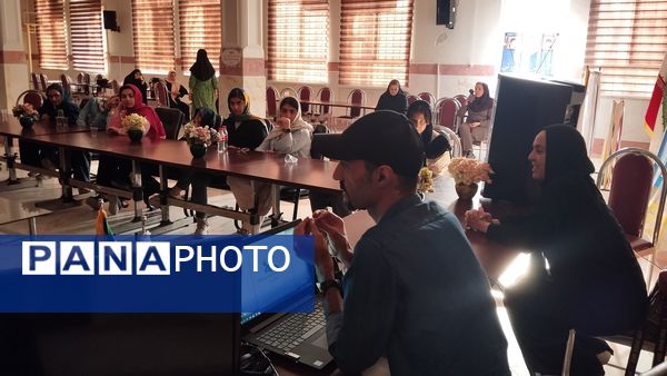 برگزاری اردوی فرهنگی، هنری و استانی دختران البرز در اردوگاه فاطمه الزهرا ماهدشت 