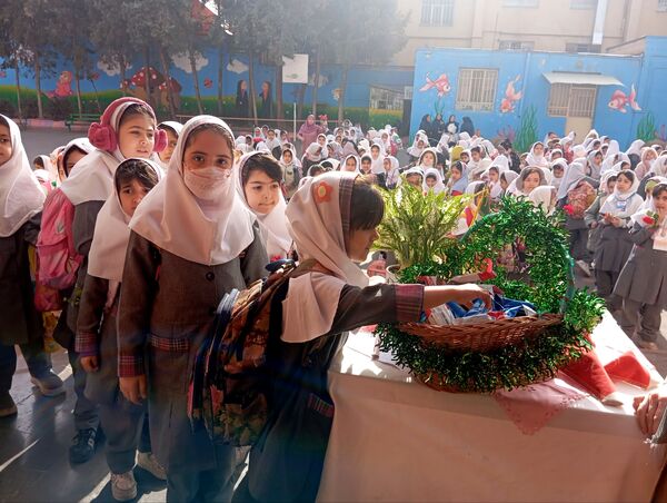 جشن میلاد حضرت ولی عصر (عج)در دبستان نرجس