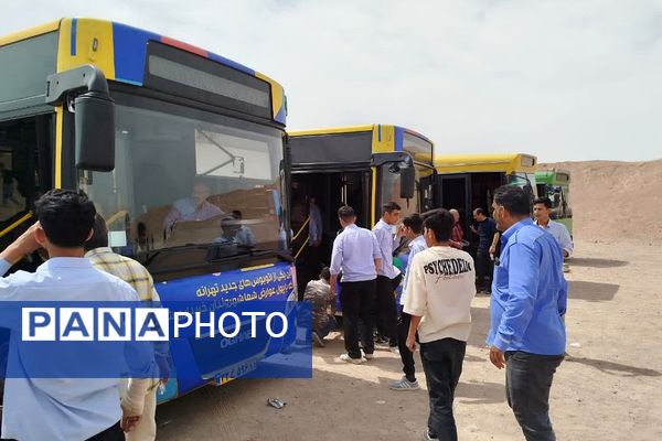 حضور دانش آموزان ناحیه دو شهرری در اردوی میدان تیر شهید جانبزرگی 