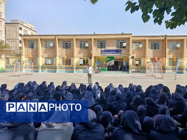 دانش‌آموزان مدرسه مهدی خدابنده با شهدا تجدید پیمان کردند