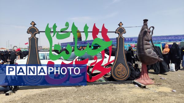 حضور پر شور عزاداران و شهروندان اراکی در پیاده‌روی جاماندگان اربعین 