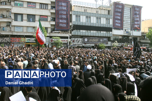 مراسم تشییع پیکر شهدای خدمت در تهران