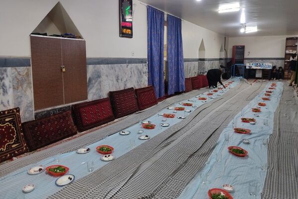 سفره ماه مهمانی خدا در مسجد جامع شهر بار