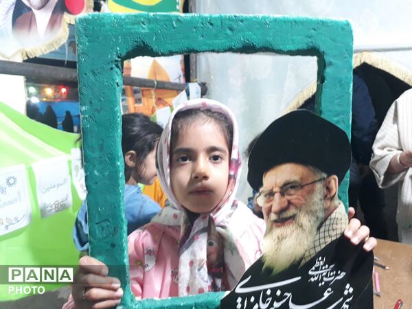 حضور فعال موکب «مهد آدینه» ستاد نماز جمعه در جشن‌های عید غدیر تویسرکان