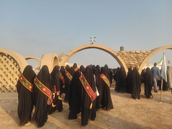 بازدید دانش آموزان خادم الشهدا از طلائیه 