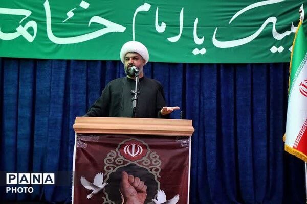 گرامیداشت اربعین رهبر شهید انقلاب و شهدای جنگ رمضان در نماز جمعه باقرشهر و کهریزک 