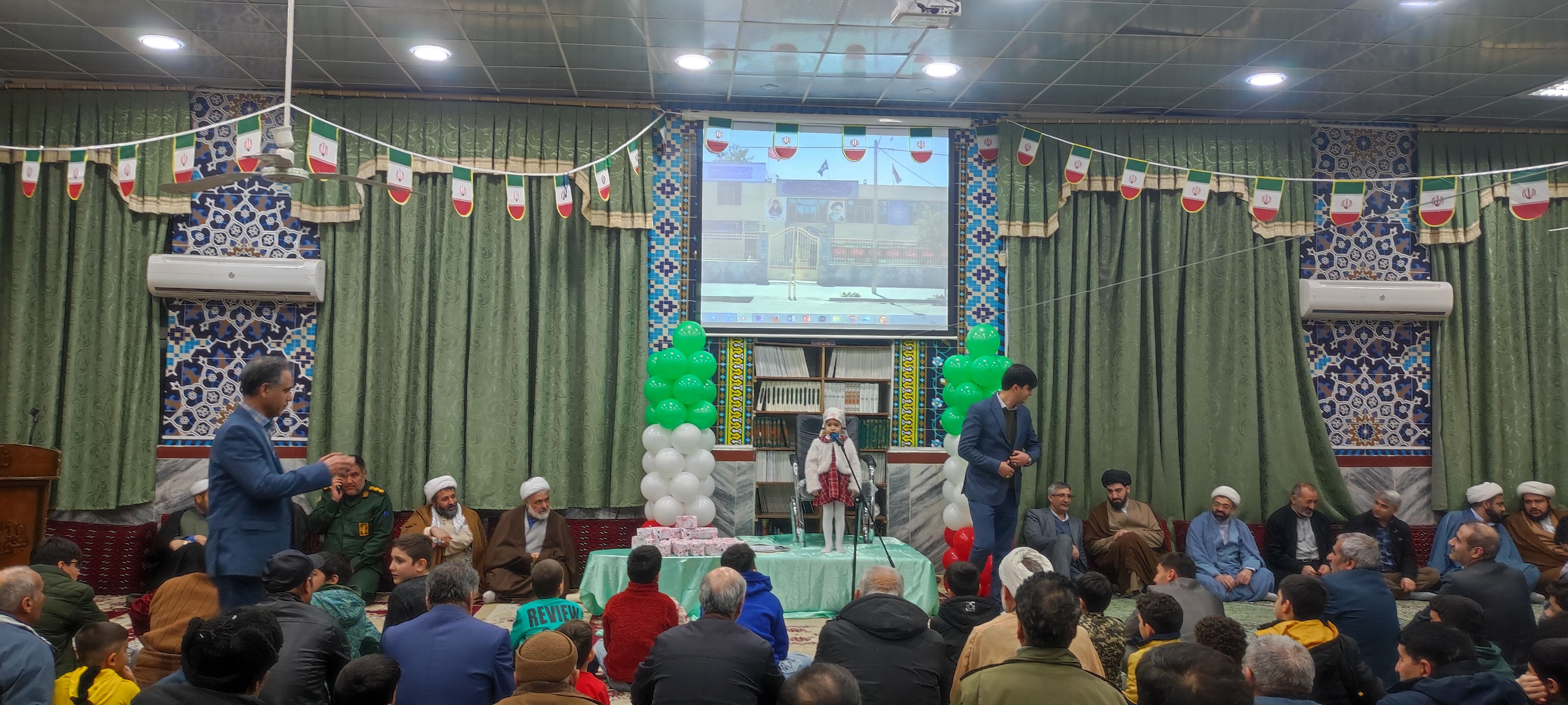 مراسم جشن انقلاب اسلامی در مسجد مسلم بن عقیل شهرستان شیروان