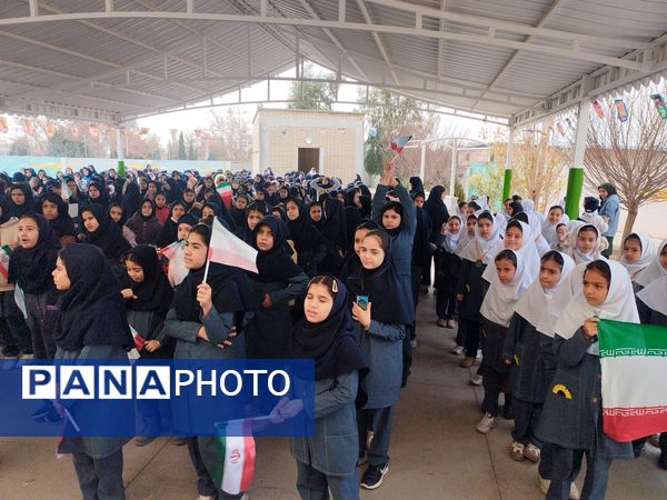 جشن میلاد امام زمان(عج) در دبستان فرهنگ فرازمند