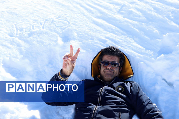 نشاط زمستانی در پیست «سخوید» یزد